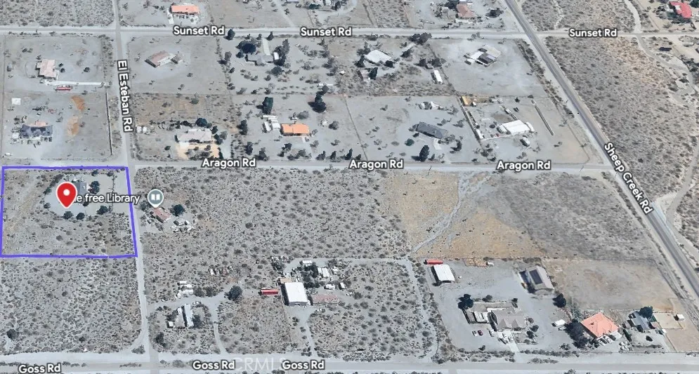 11380 El Esteban Phelan, CA 92371
