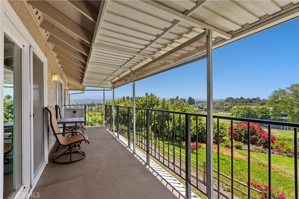 3047 Via Serena S Laguna Woods, CA 92637