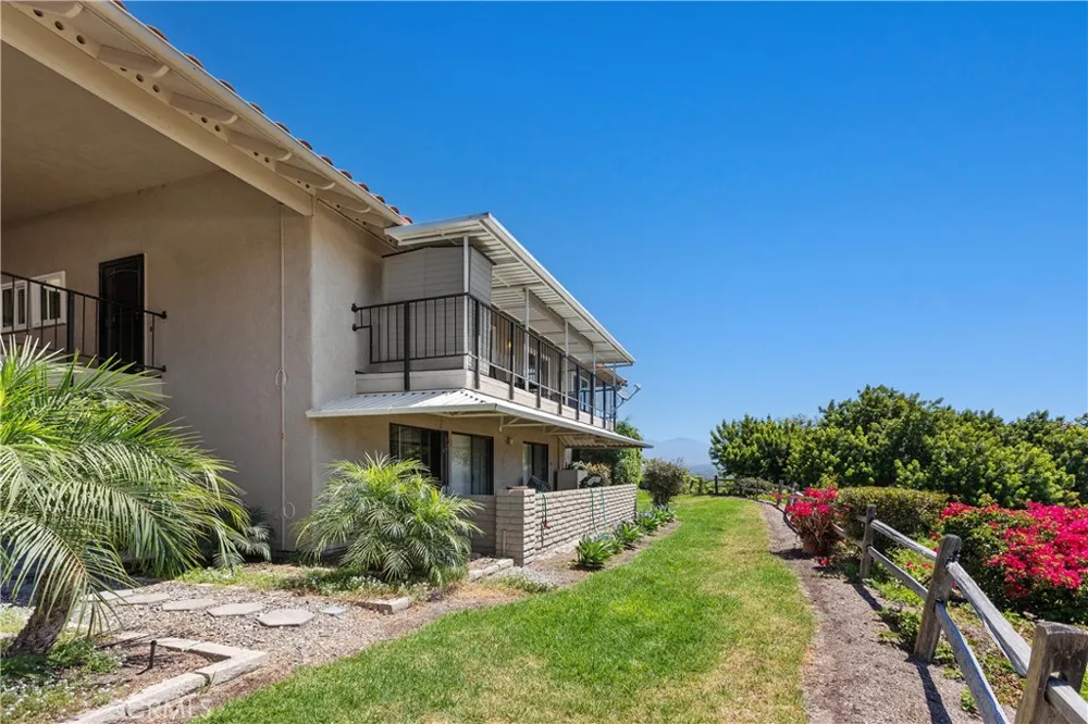 3047 Via Serena S Laguna Woods, CA 92637
