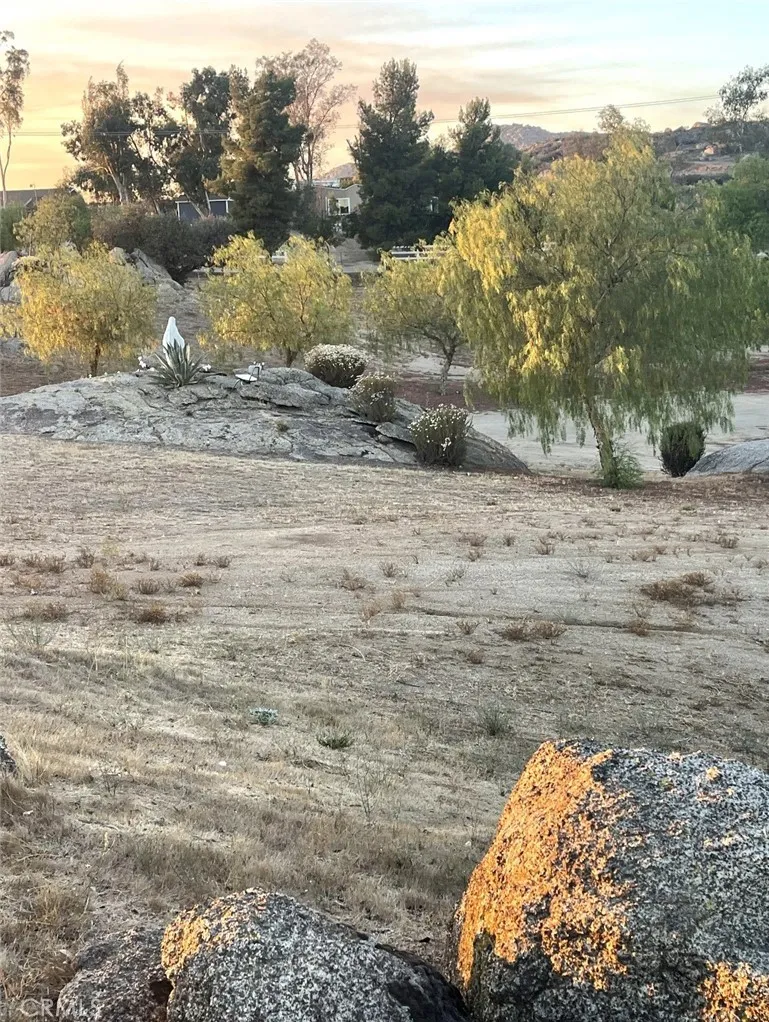 21861 Horseshoe Nuevo, CA 92567