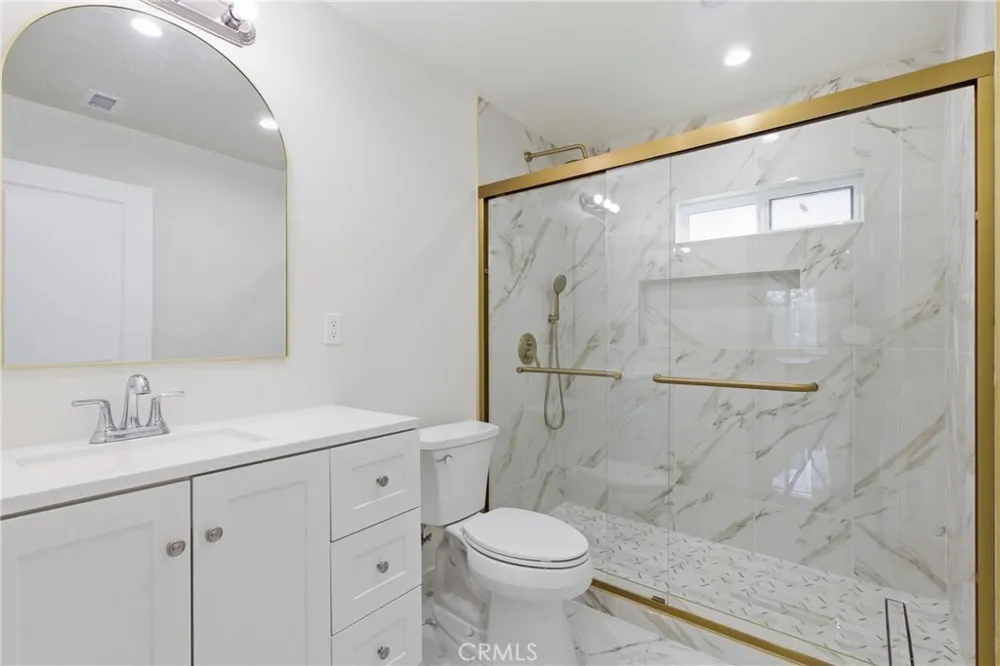 10012 Plainview Avenue Tujunga, CA 91042