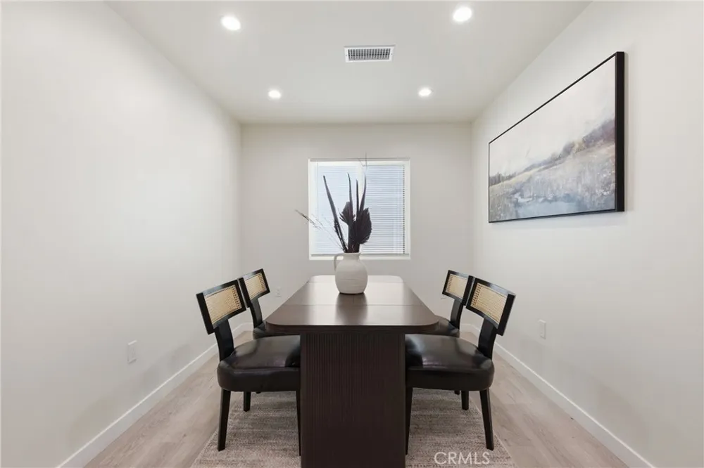 10012 Plainview Avenue Tujunga, CA 91042