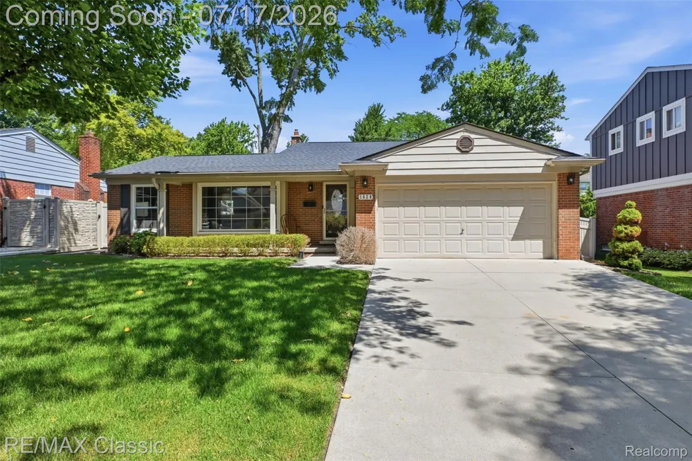 1628 Lexington Street Plymouth City, MI 48170