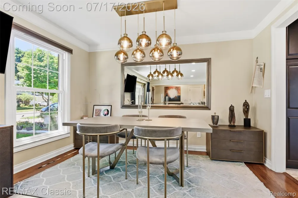 1628 Lexington Street Plymouth City, MI 48170