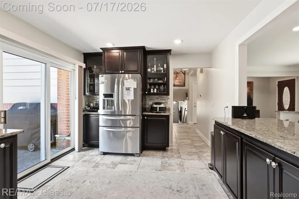 1628 Lexington Street Plymouth City, MI 48170