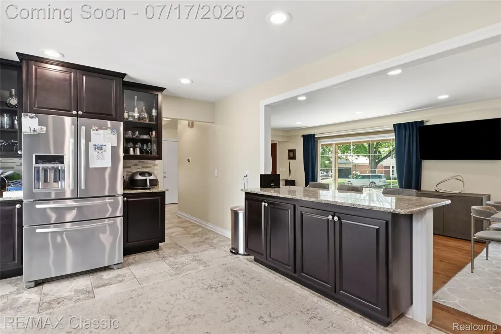 1628 Lexington Street Plymouth City, MI 48170