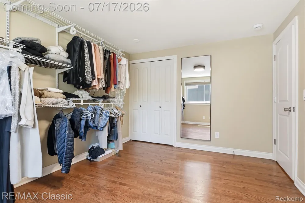 1628 Lexington Street Plymouth City, MI 48170