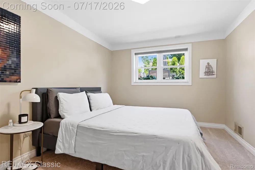 1628 Lexington Street Plymouth City, MI 48170