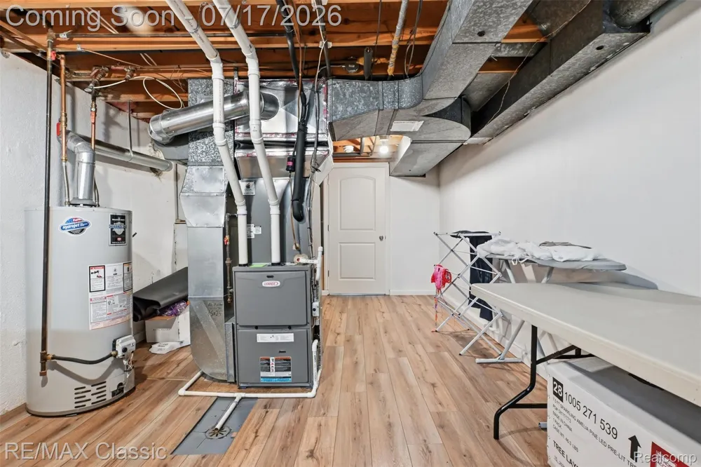 1628 Lexington Street Plymouth City, MI 48170