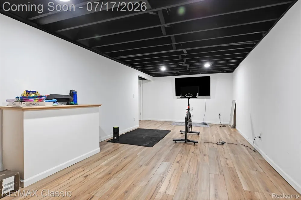 1628 Lexington Street Plymouth City, MI 48170