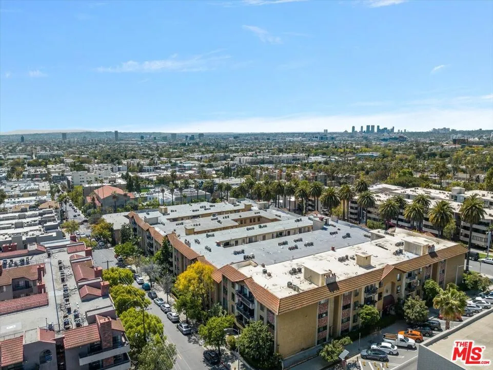 1750 Camino Palmero Street #237 Los Angeles, CA 90046