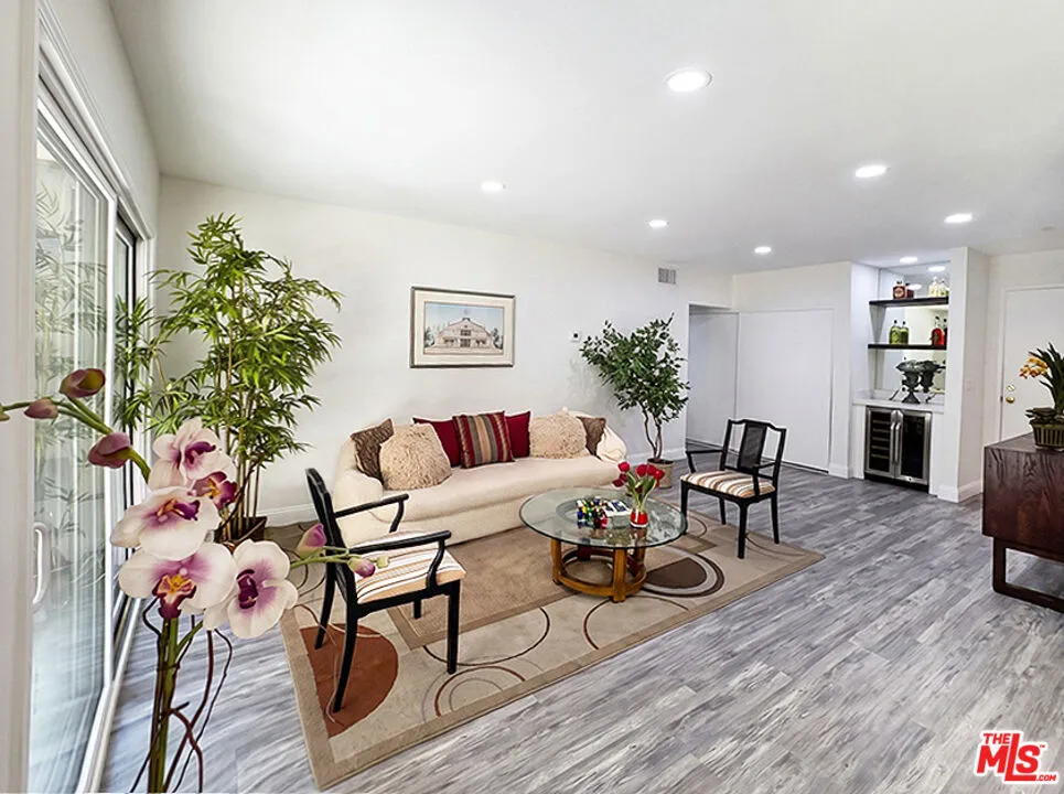 1750 Camino Palmero Street #237 Los Angeles, CA 90046
