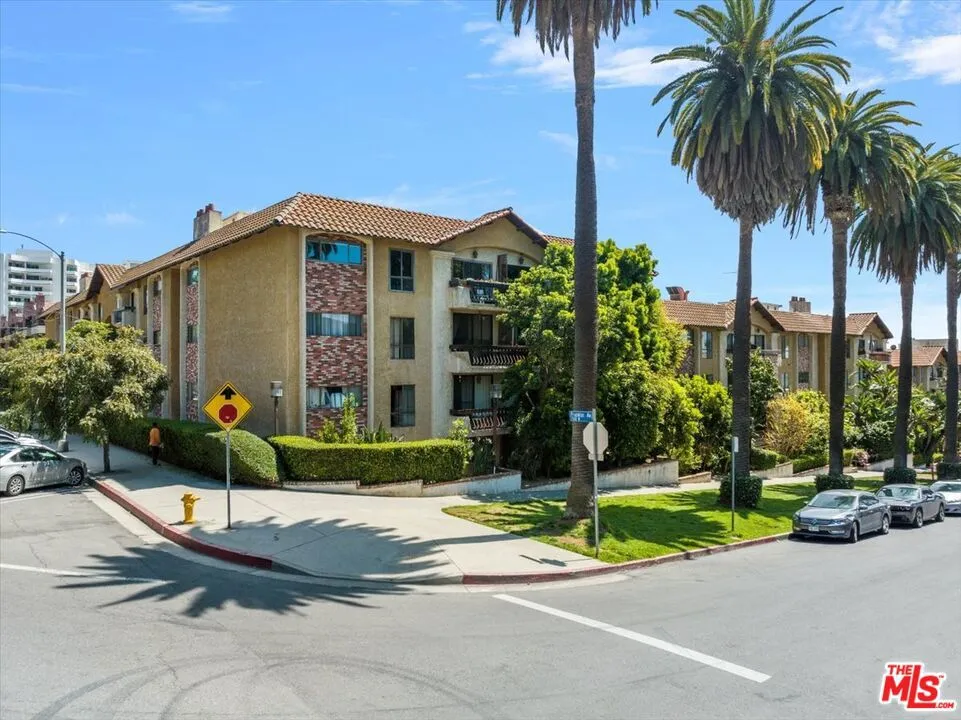 1750 Camino Palmero Street #237 Los Angeles, CA 90046