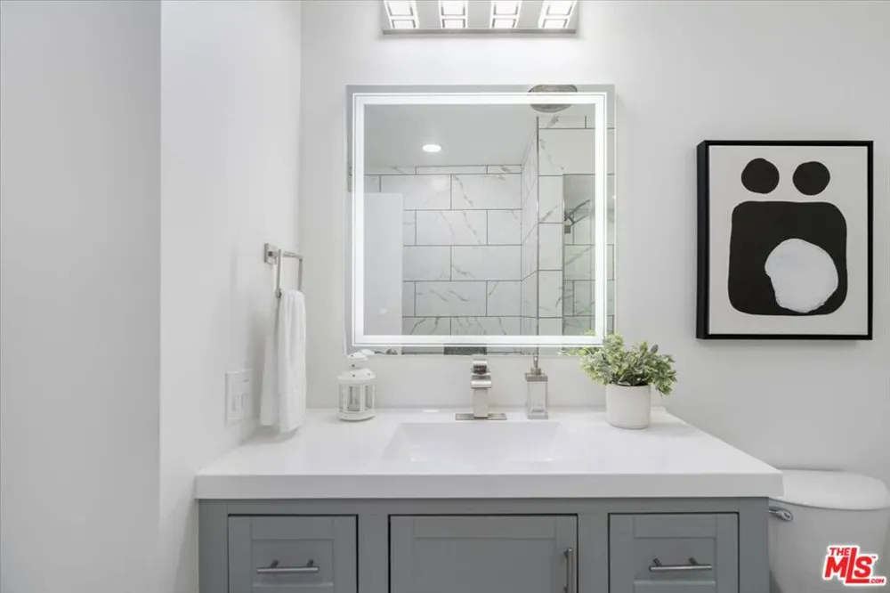 1750 Camino Palmero Street #237 Los Angeles, CA 90046