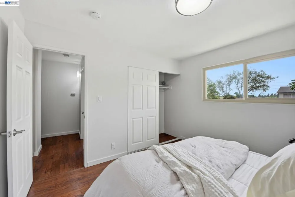 27864 Hummingbird Ct Hayward, CA 94545
