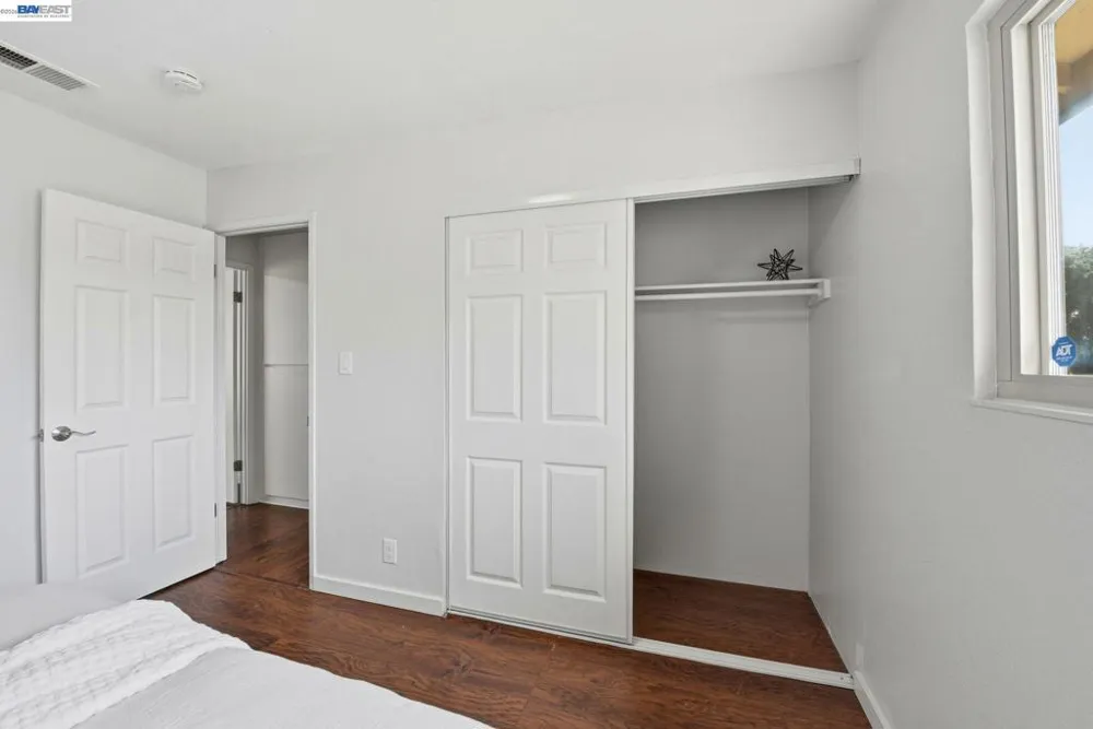 27864 Hummingbird Ct Hayward, CA 94545