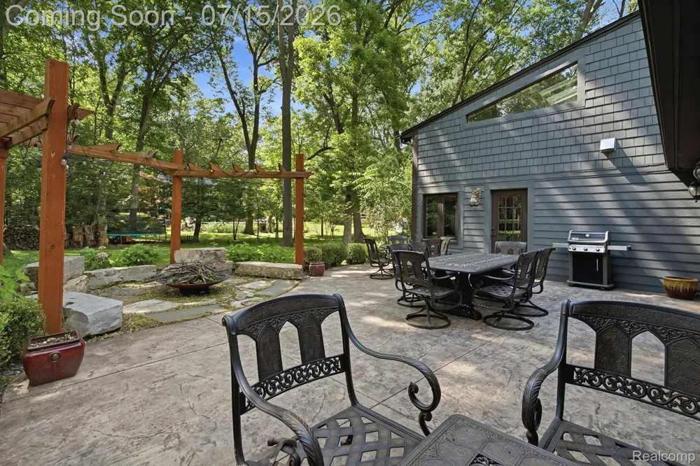 1258 Priscilla Lane Rochester Hills City, MI 48309
