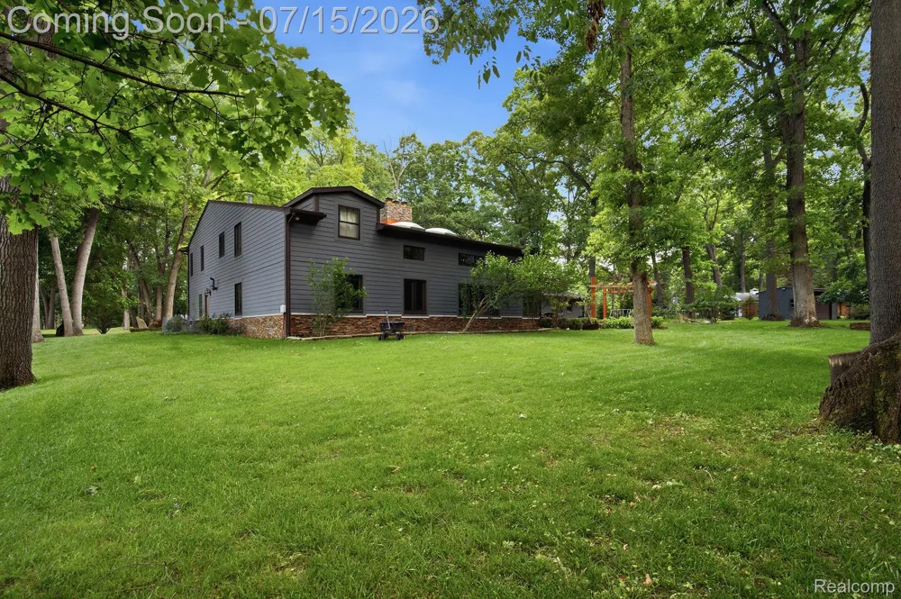 1258 Priscilla Lane Rochester Hills City, MI 48309