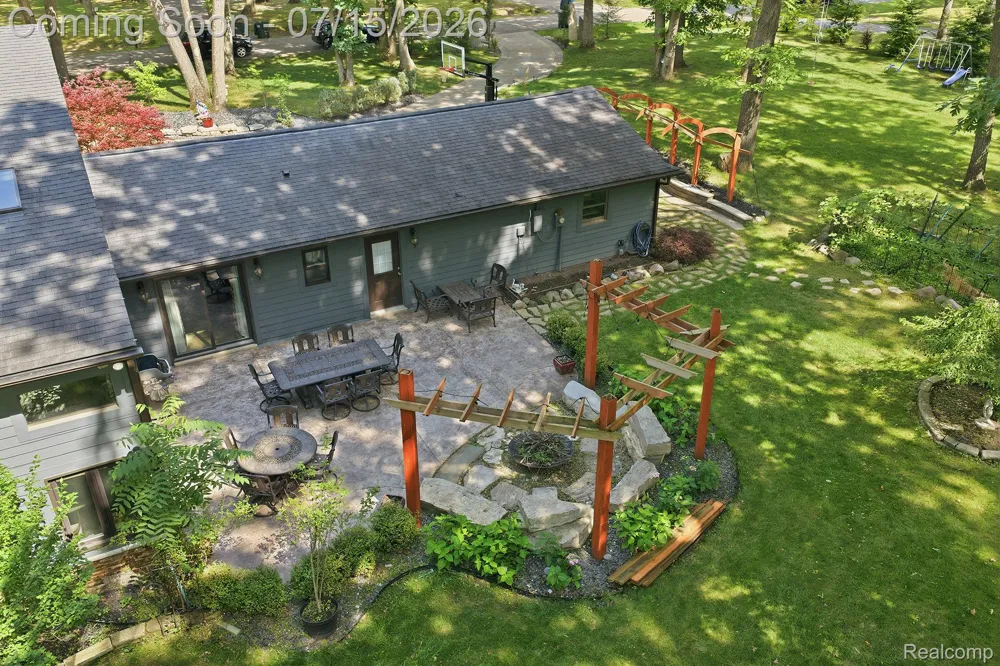 1258 Priscilla Lane Rochester Hills City, MI 48309