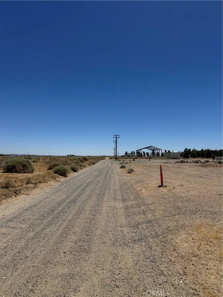 83 Stw Antelope Acres, CA 93536