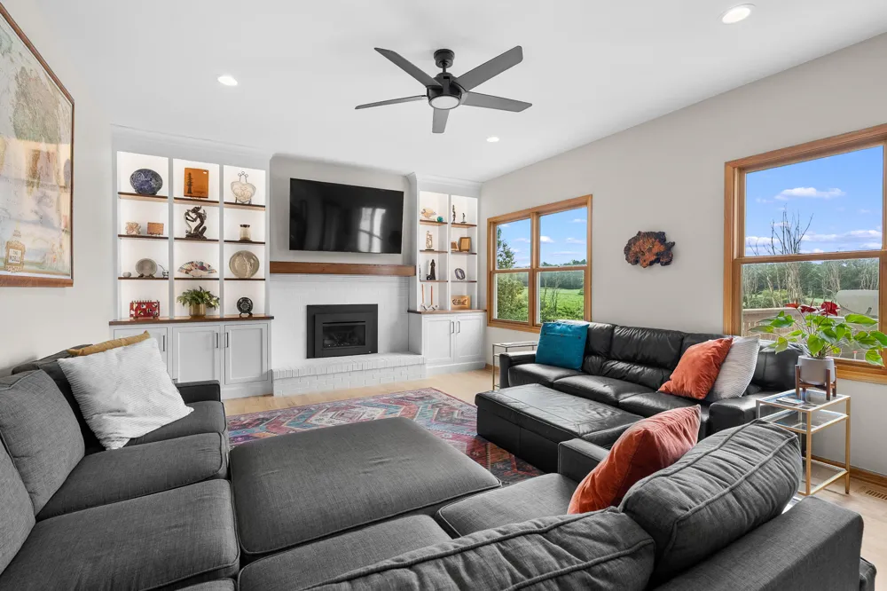 22873 Cherry Hill Court Antwerp Township, MI 49071