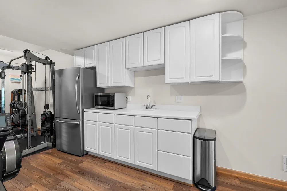 22873 Cherry Hill Court Antwerp Township, MI 49071
