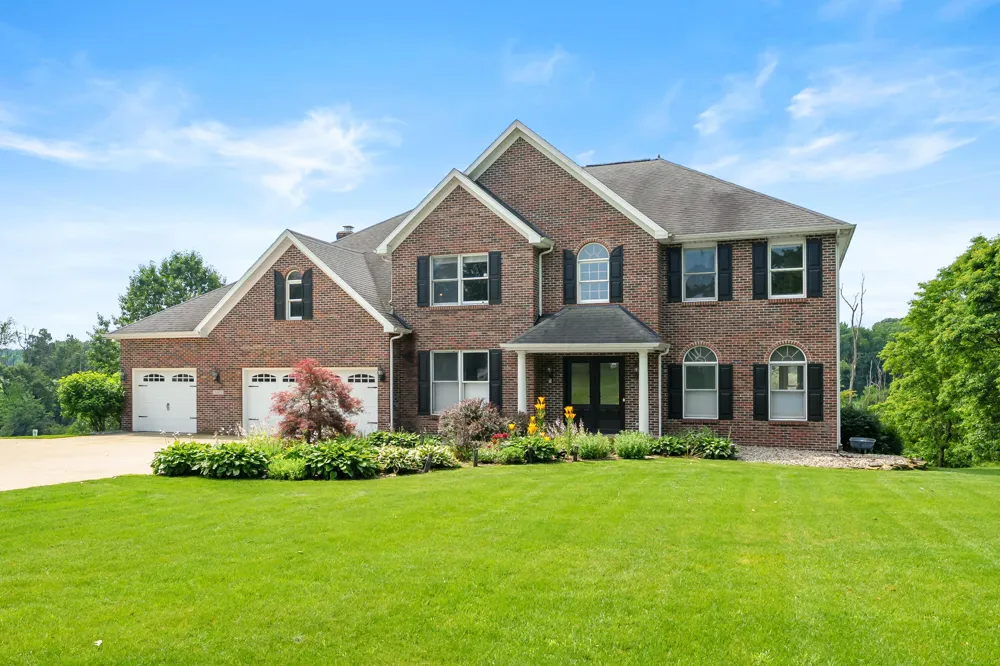 22873 Cherry Hill Court Antwerp Township, MI 49071