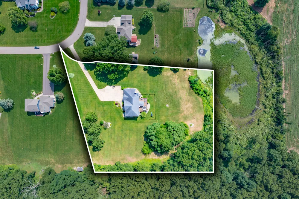 22873 Cherry Hill Court Antwerp Township, MI 49071