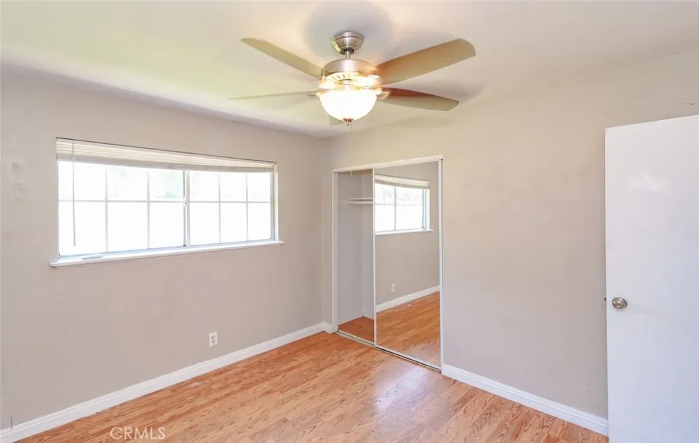 1217 S Huron Santa Ana, CA 92704