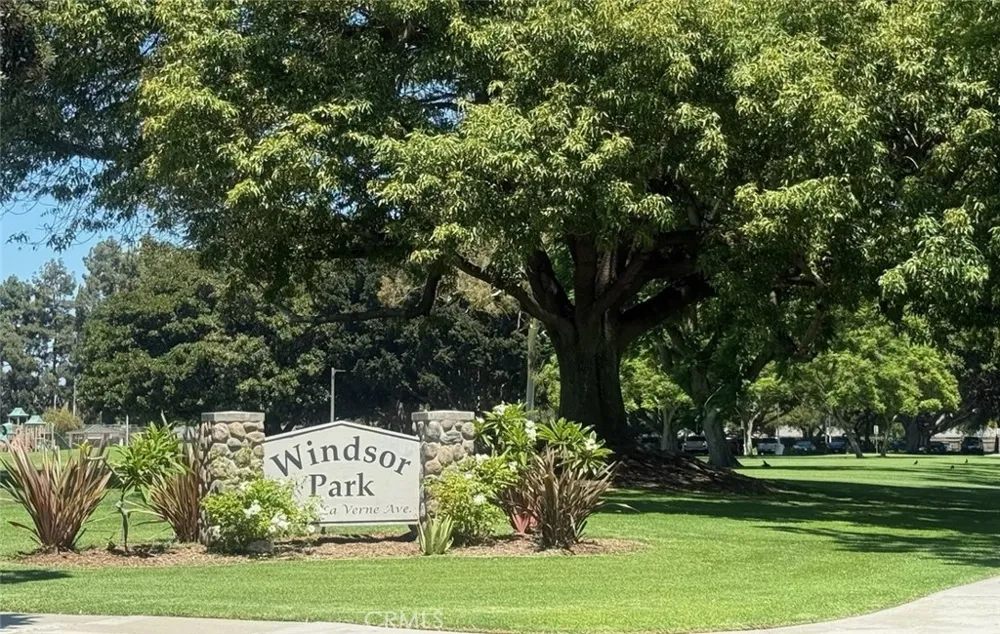 1217 S Huron Santa Ana, CA 92704