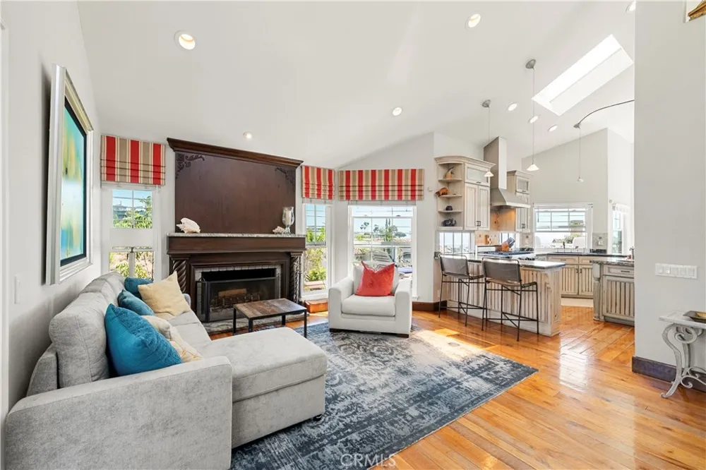 2210 Bridge Laguna Beach, CA 92651