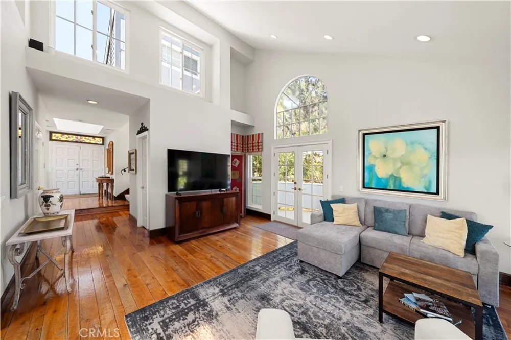 2210 Bridge Laguna Beach, CA 92651