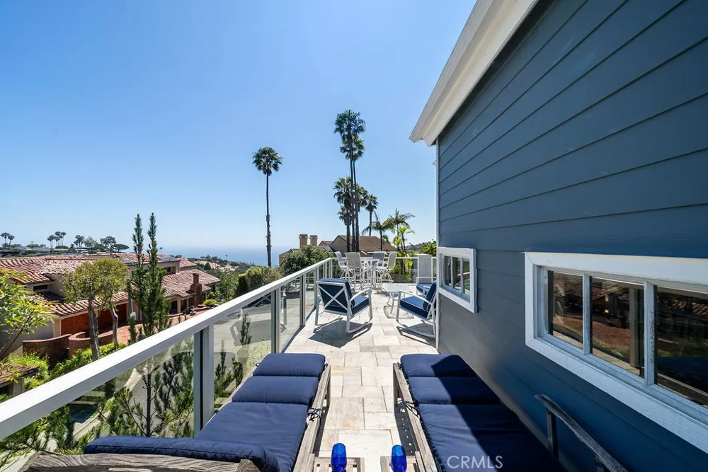 2210 Bridge Laguna Beach, CA 92651