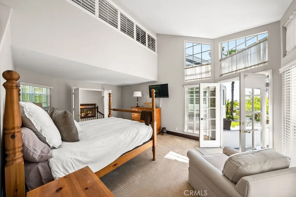 2210 Bridge Laguna Beach, CA 92651