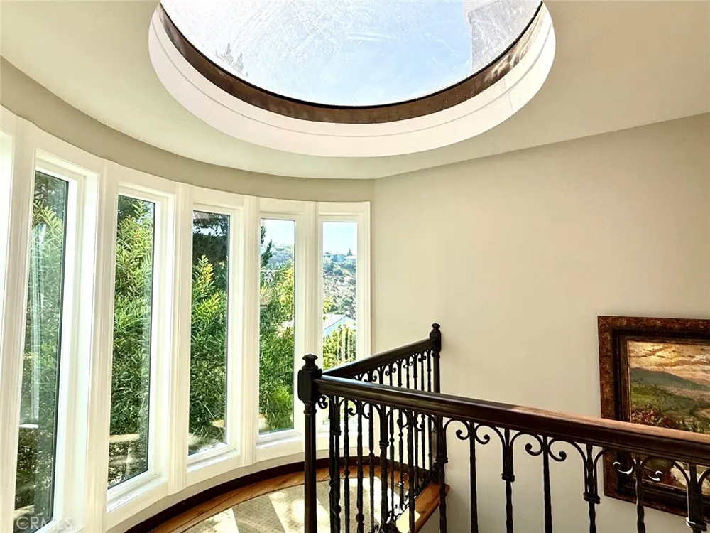 2210 Bridge Laguna Beach, CA 92651