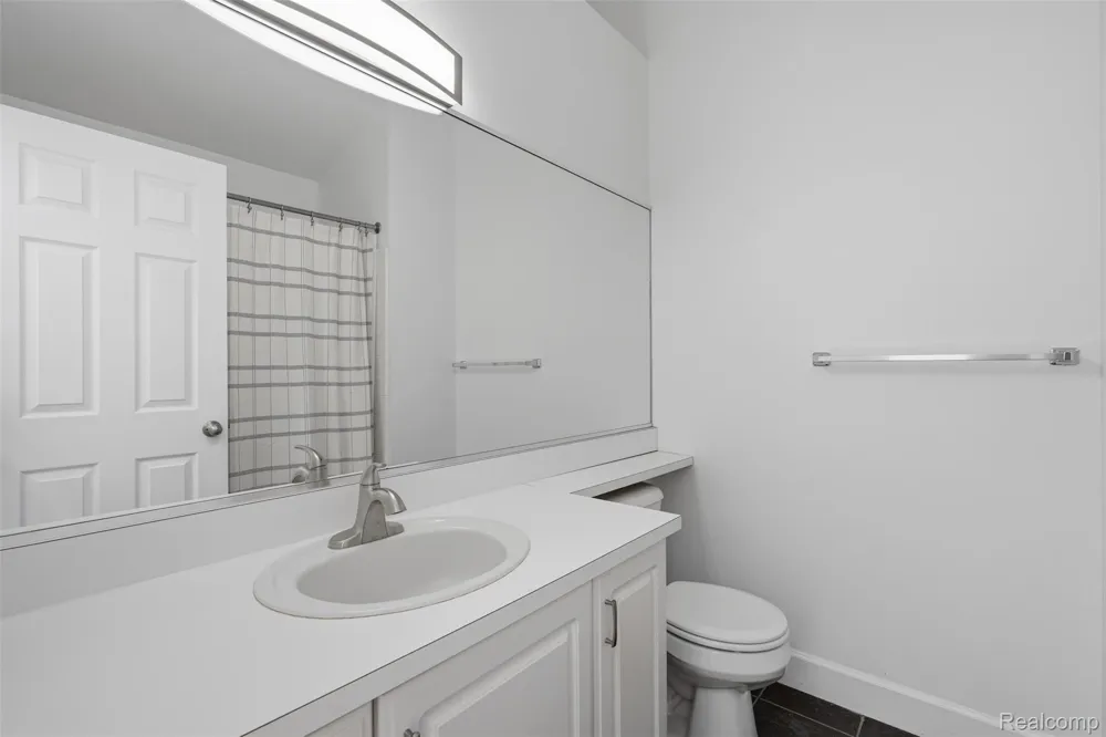 1322 S Main Street Royal Oak City, MI 48067