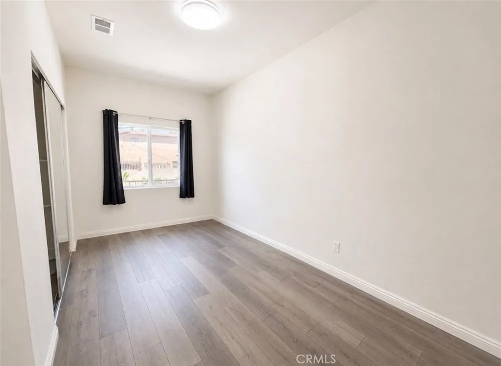 917 S Catalina #5 Los Angeles, CA 90006