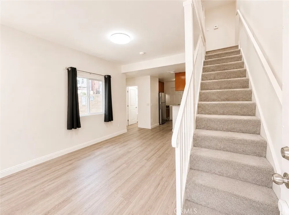 917 S Catalina #5 Los Angeles, CA 90006