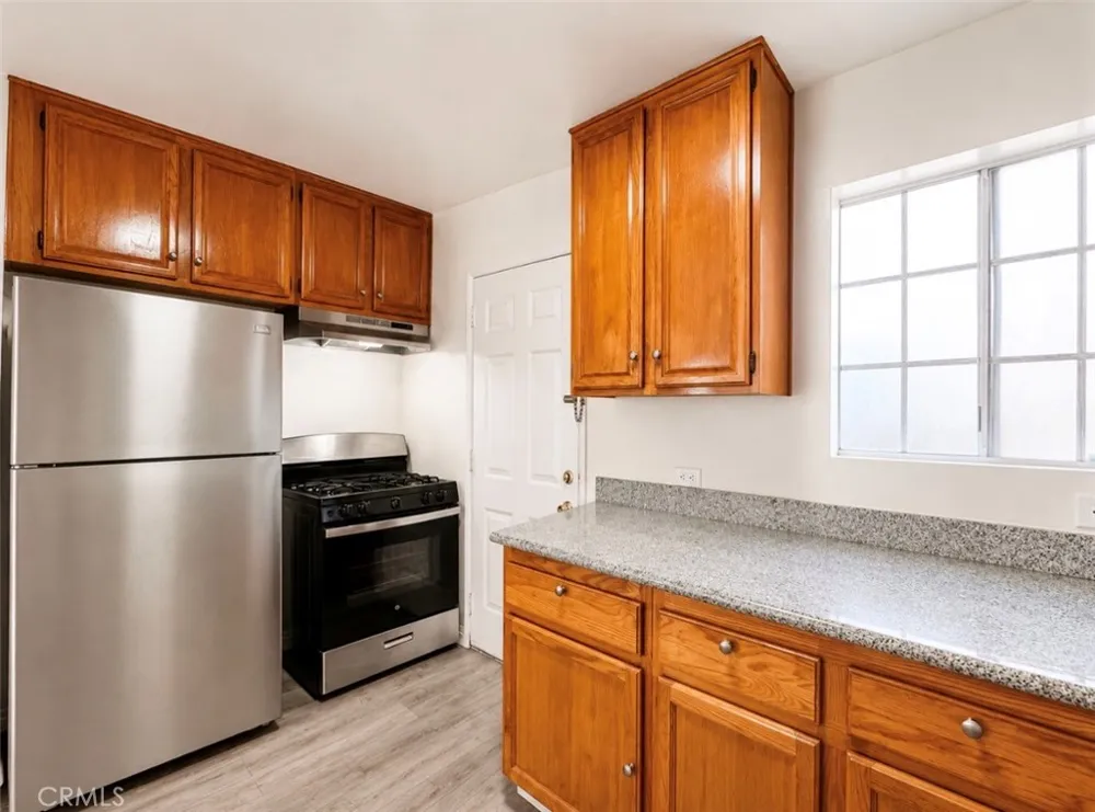 917 S Catalina #5 Los Angeles, CA 90006