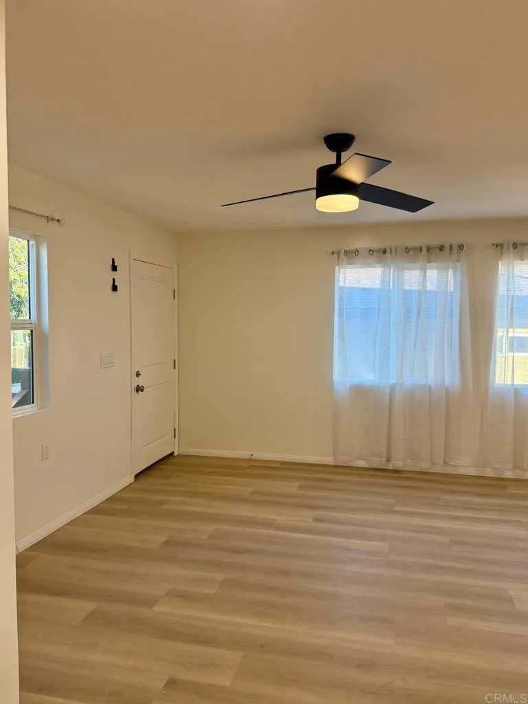6959 colorado ave La Mesa, CA 91942