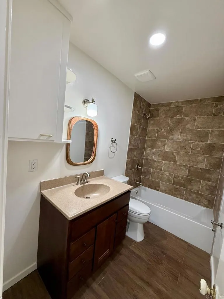 6959 colorado ave La Mesa, CA 91942