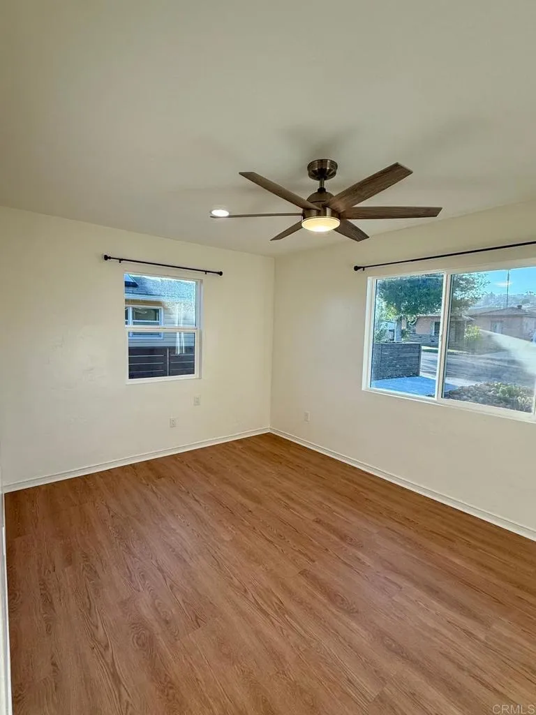 6959 colorado ave La Mesa, CA 91942