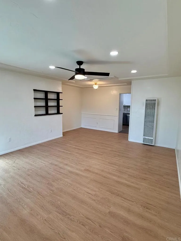 6959 colorado ave La Mesa, CA 91942