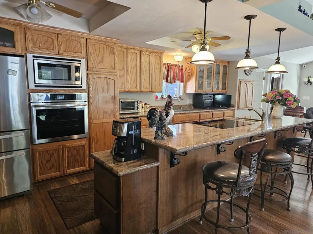 17198 Skyway Road Stirling City, CA 95978