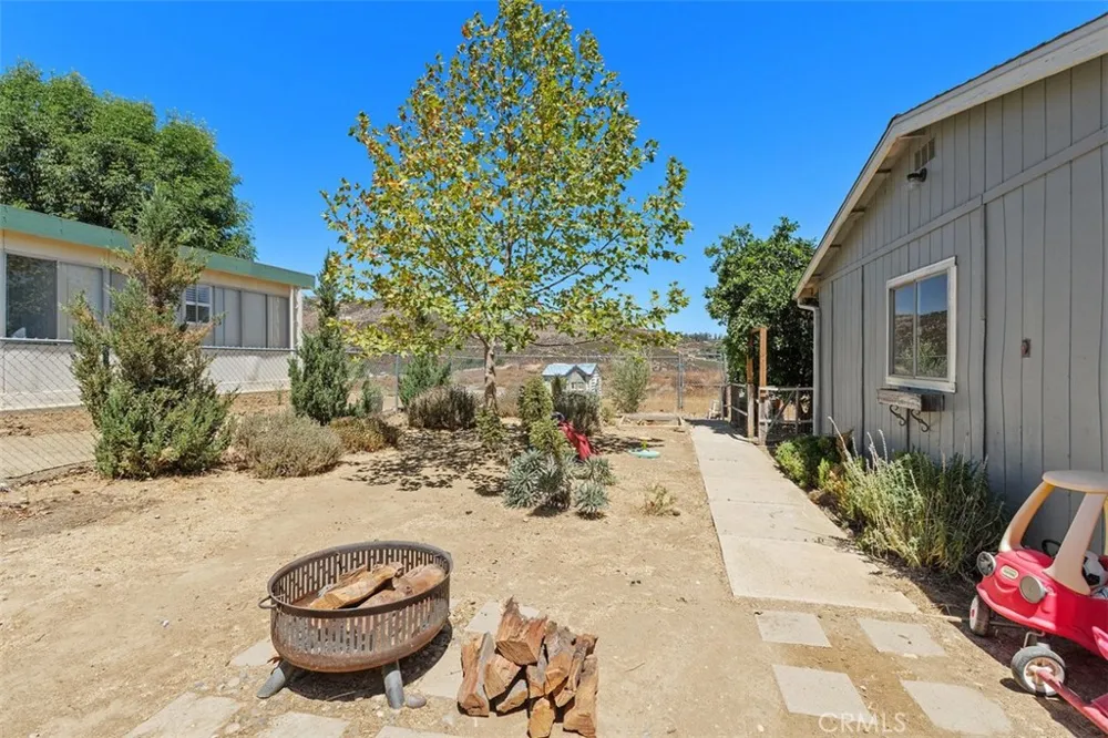 24414 Wagon Wheel Wildomar, CA 92595