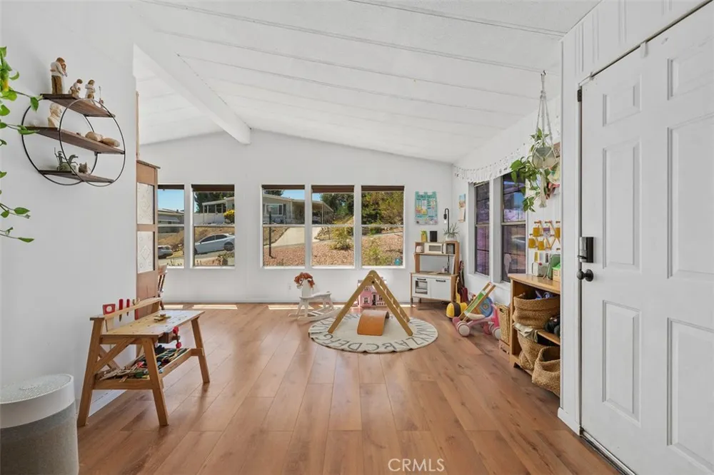 24414 Wagon Wheel Wildomar, CA 92595