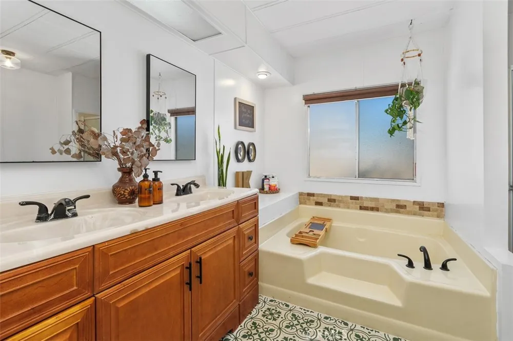24414 Wagon Wheel Wildomar, CA 92595