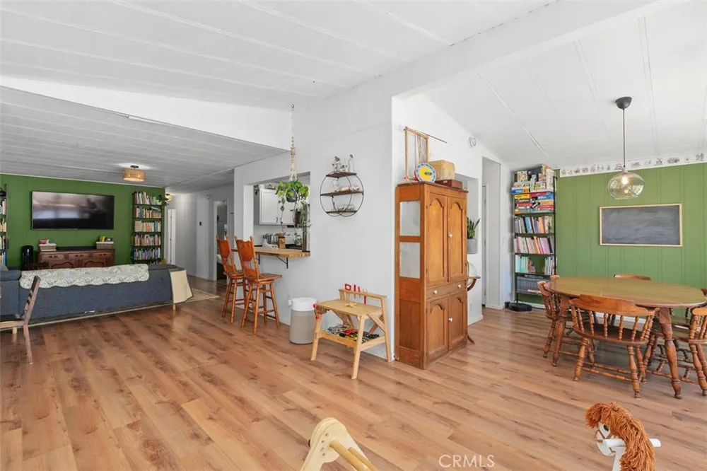 24414 Wagon Wheel Wildomar, CA 92595
