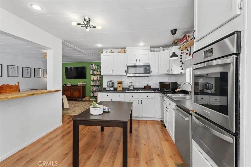 24414 Wagon Wheel Wildomar, CA 92595