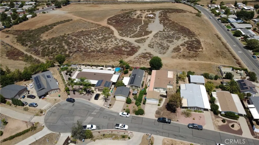 24414 Wagon Wheel Wildomar, CA 92595